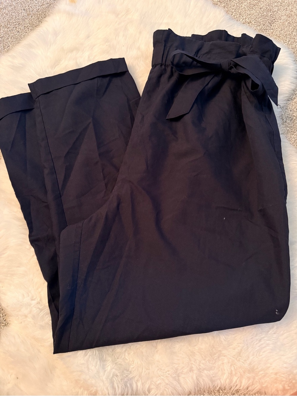 Zara Navy Paperbag Cropped Pants